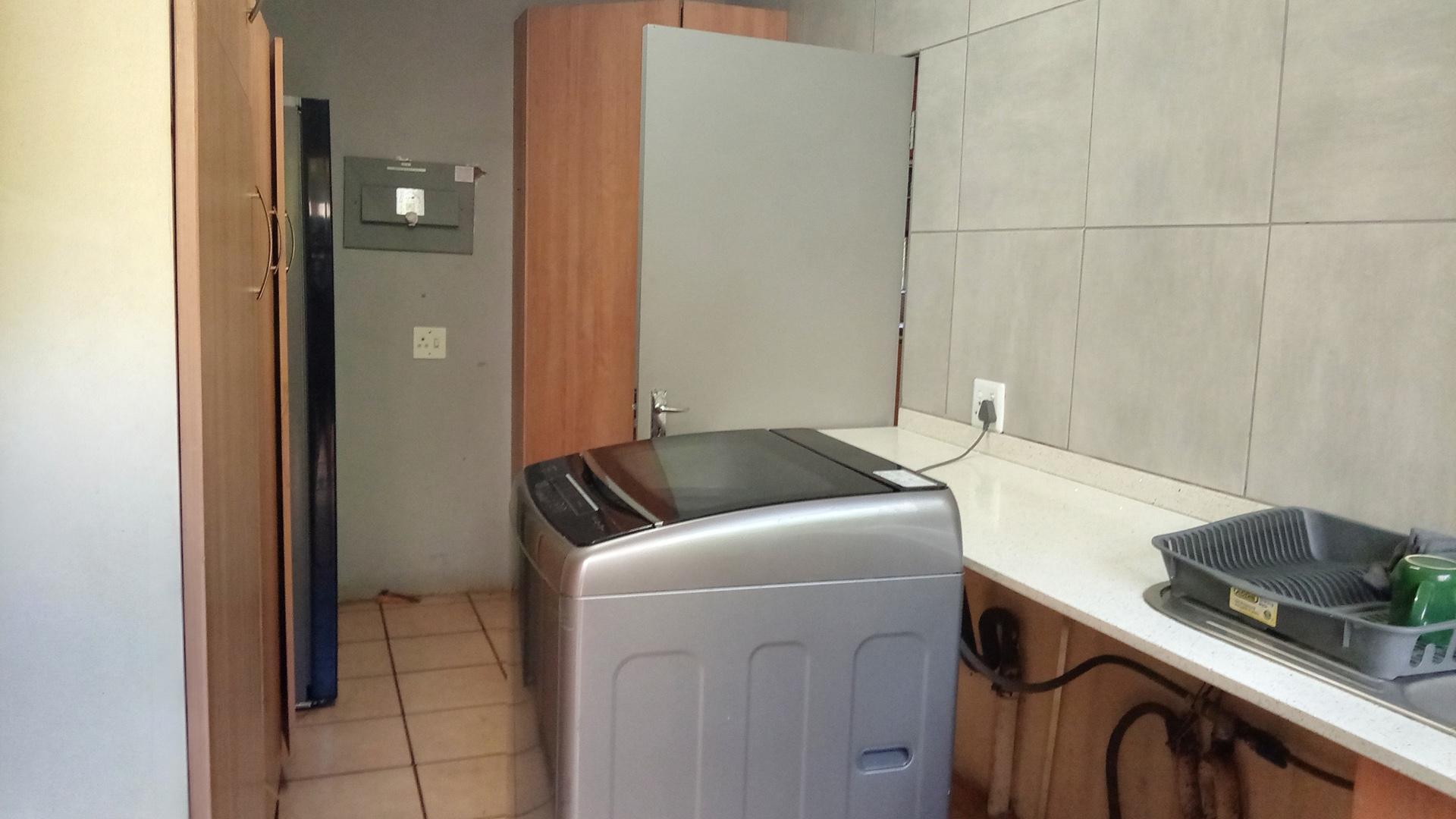 Scullery of property in Reyno Ridge