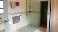 Bathroom 1 of property in Reyno Ridge