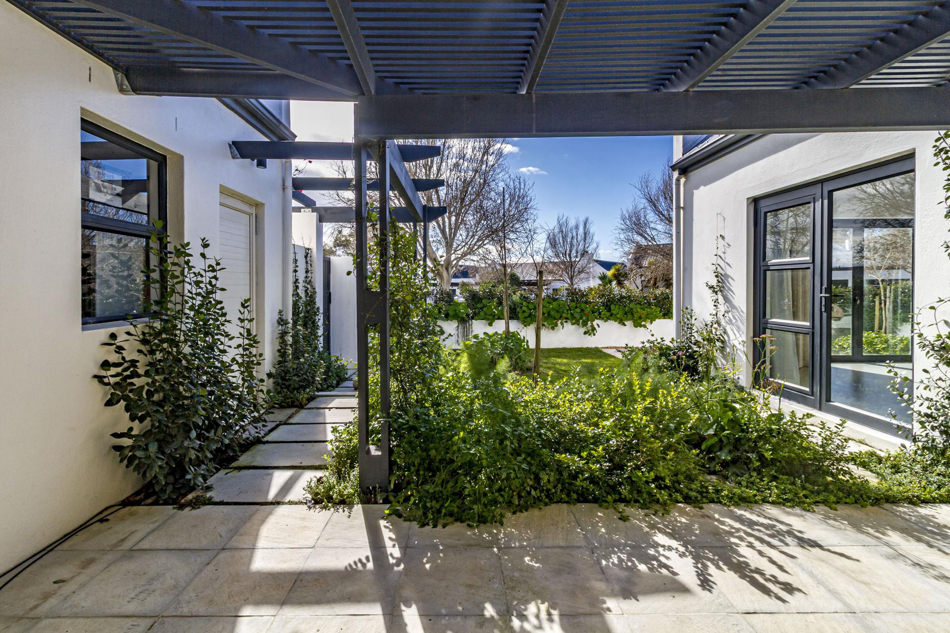  of property in Croydon Vineyard Estate