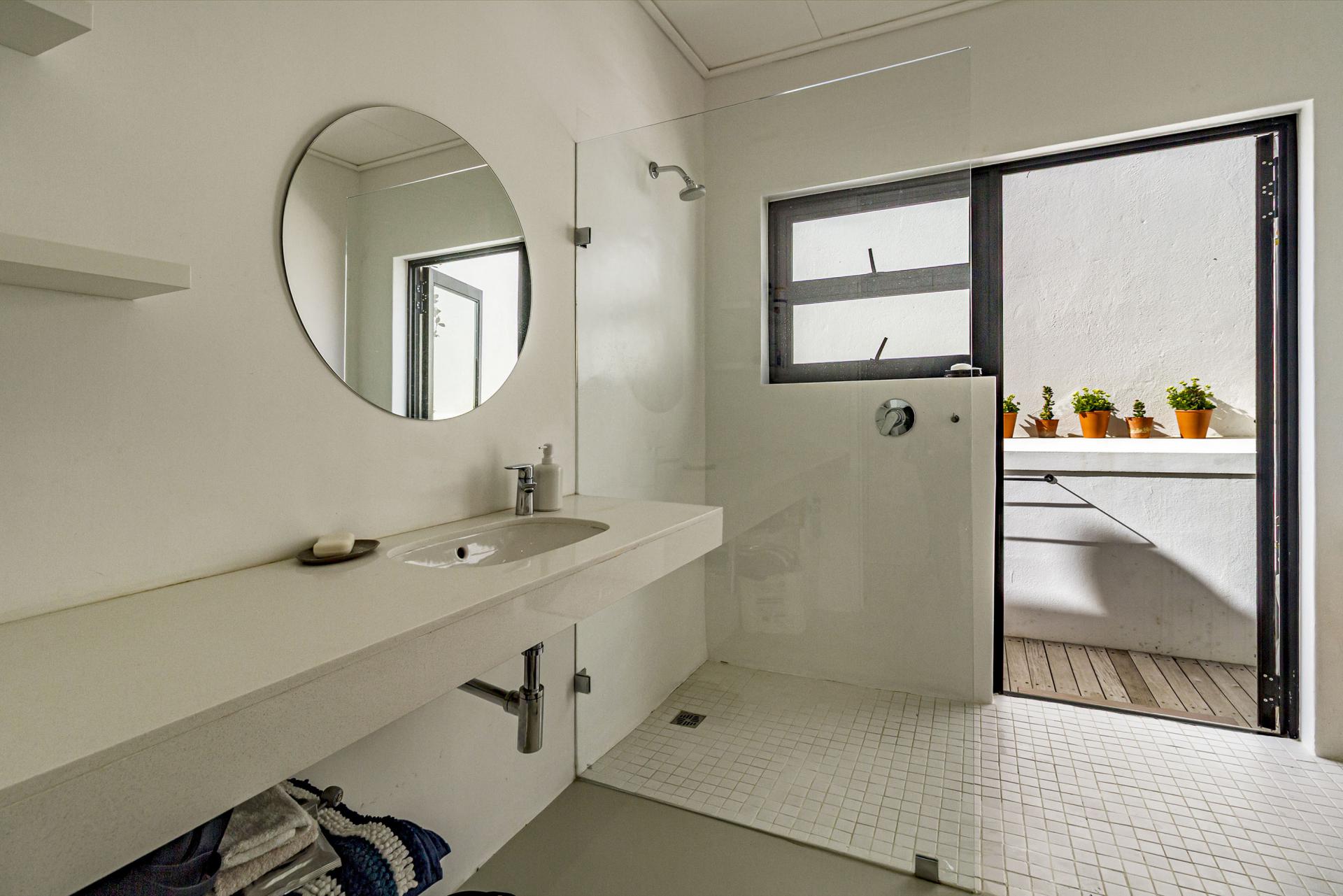  of property in Croydon Vineyard Estate