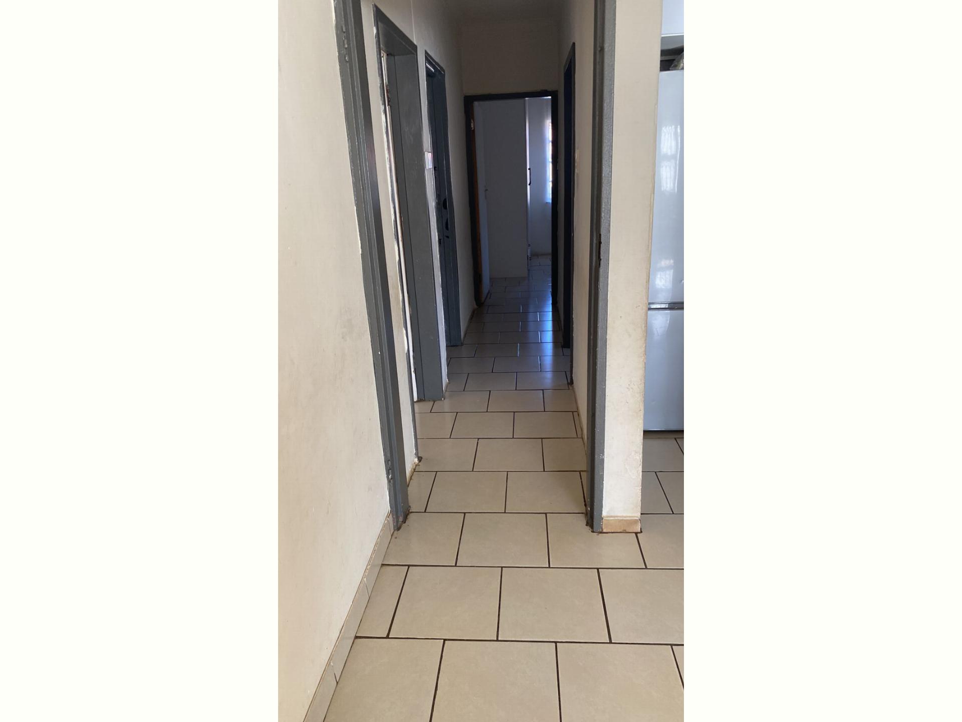  of property in Elandspoort