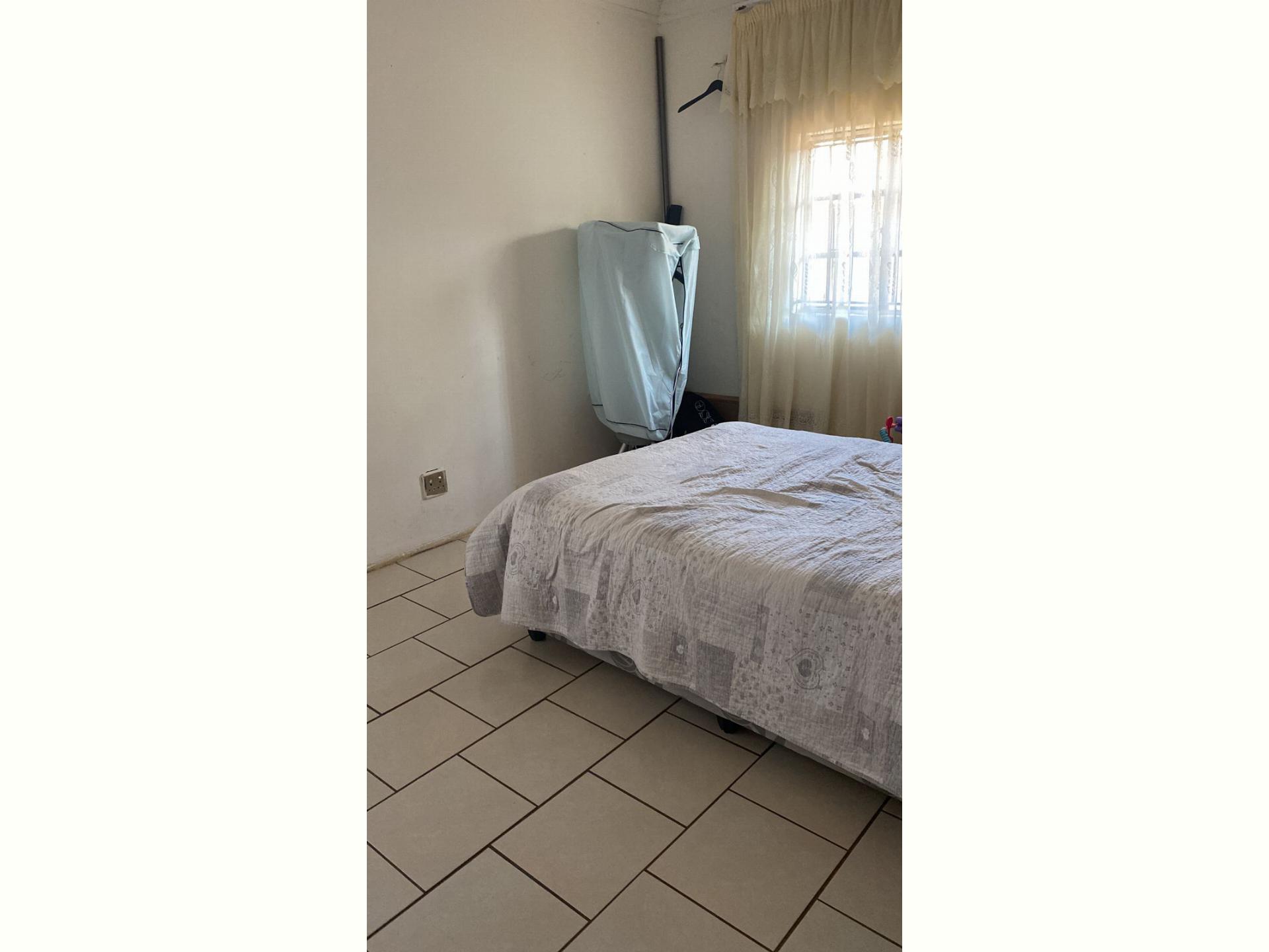  of property in Elandspoort