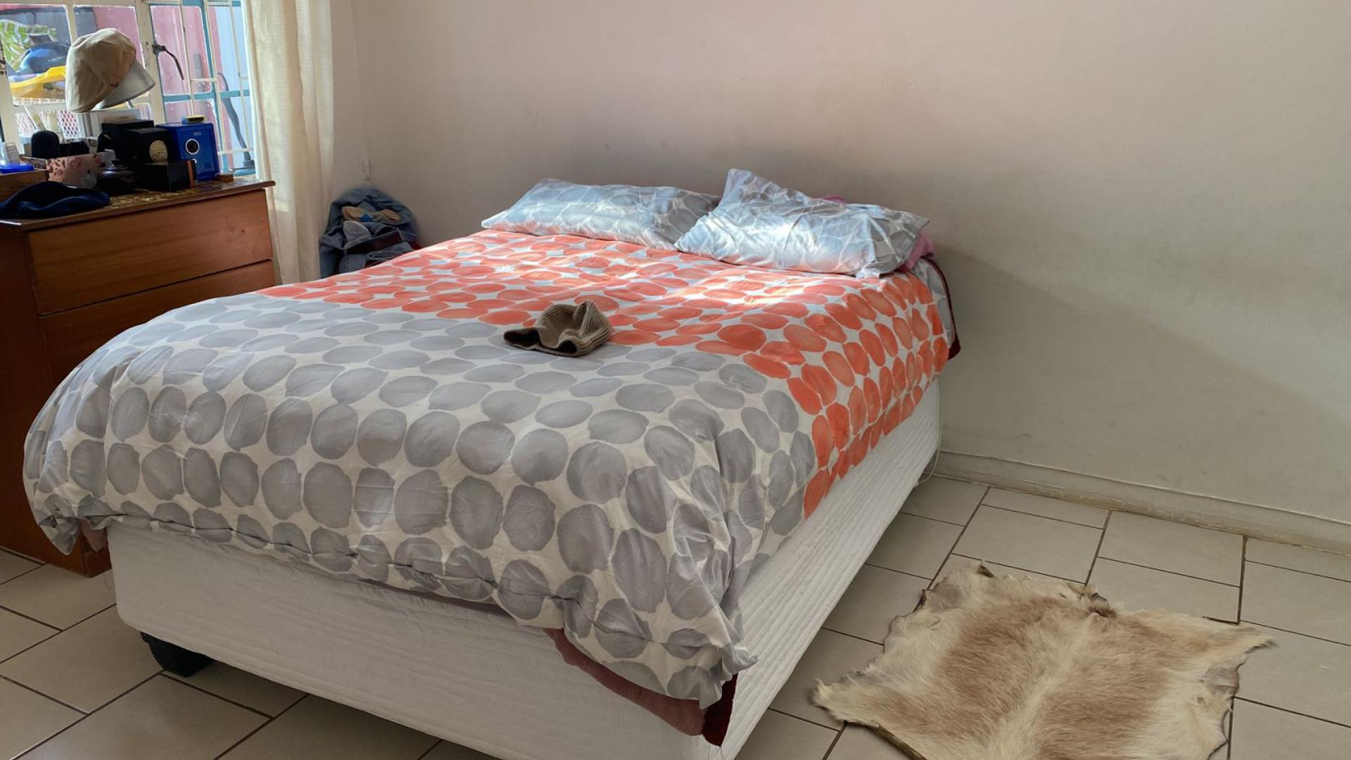  of property in Elandspoort