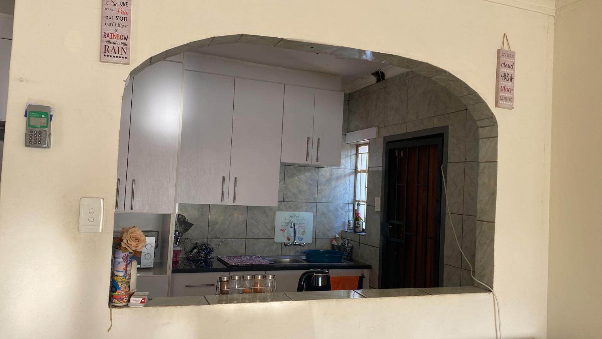  of property in Elandspoort