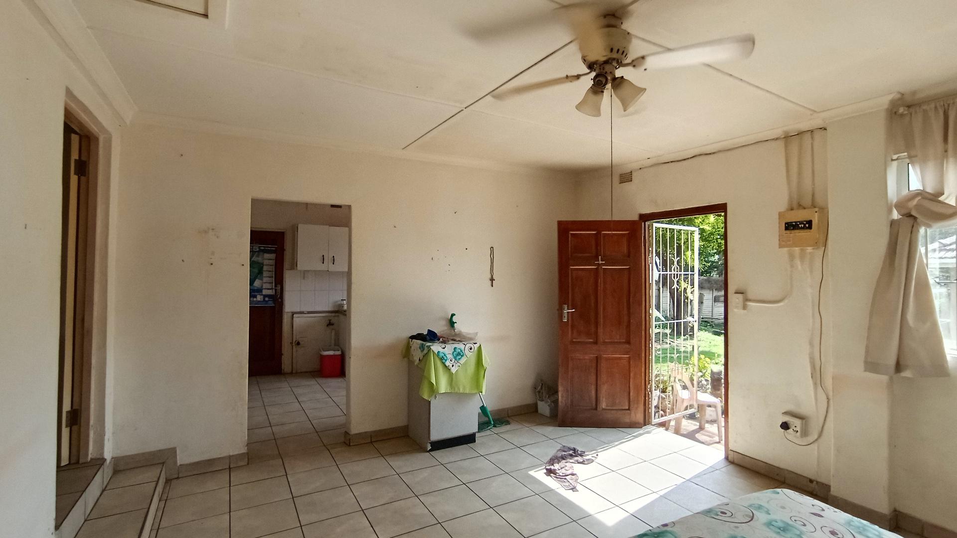 Flatlet - 39 square meters of property in Bellair - DBN