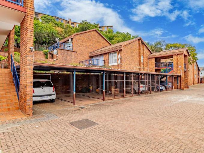 2 Bedroom Apartment for Sale For Sale in Windsor East - MR696387