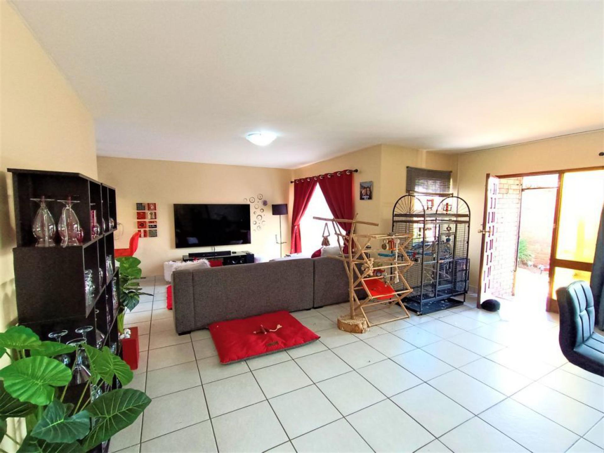  of property in Zwartkop