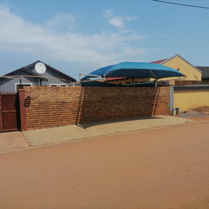 2 Bedroom House for Sale For Sale in Soshanguve - MR696415