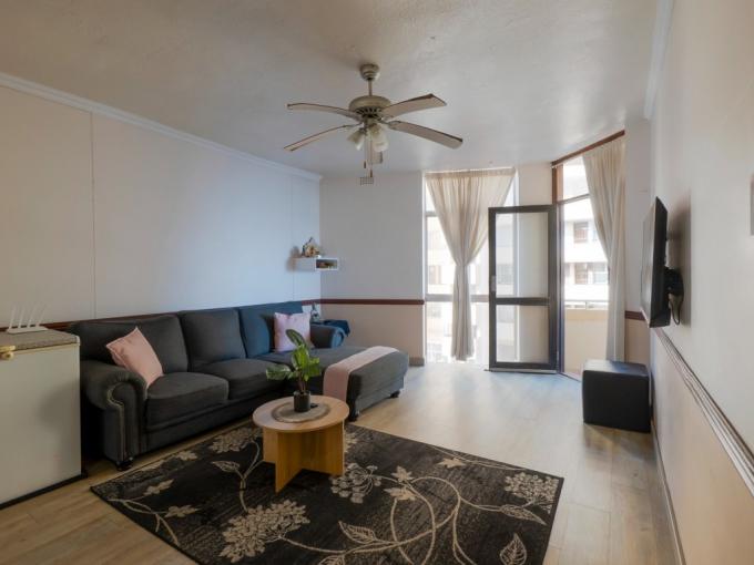 2 Bedroom Apartment for Sale For Sale in Amanzimtoti  - MR696416