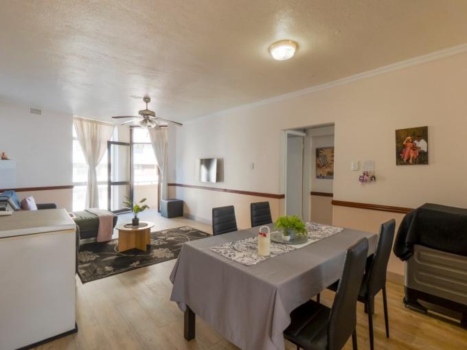 2 Bedroom Apartment for Sale For Sale in Amanzimtoti  - MR696416