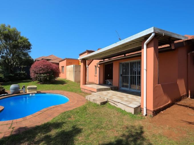 3 Bedroom House to Rent in Bluff - Property to rent - MR696426