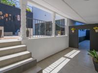  of property in Uvongo