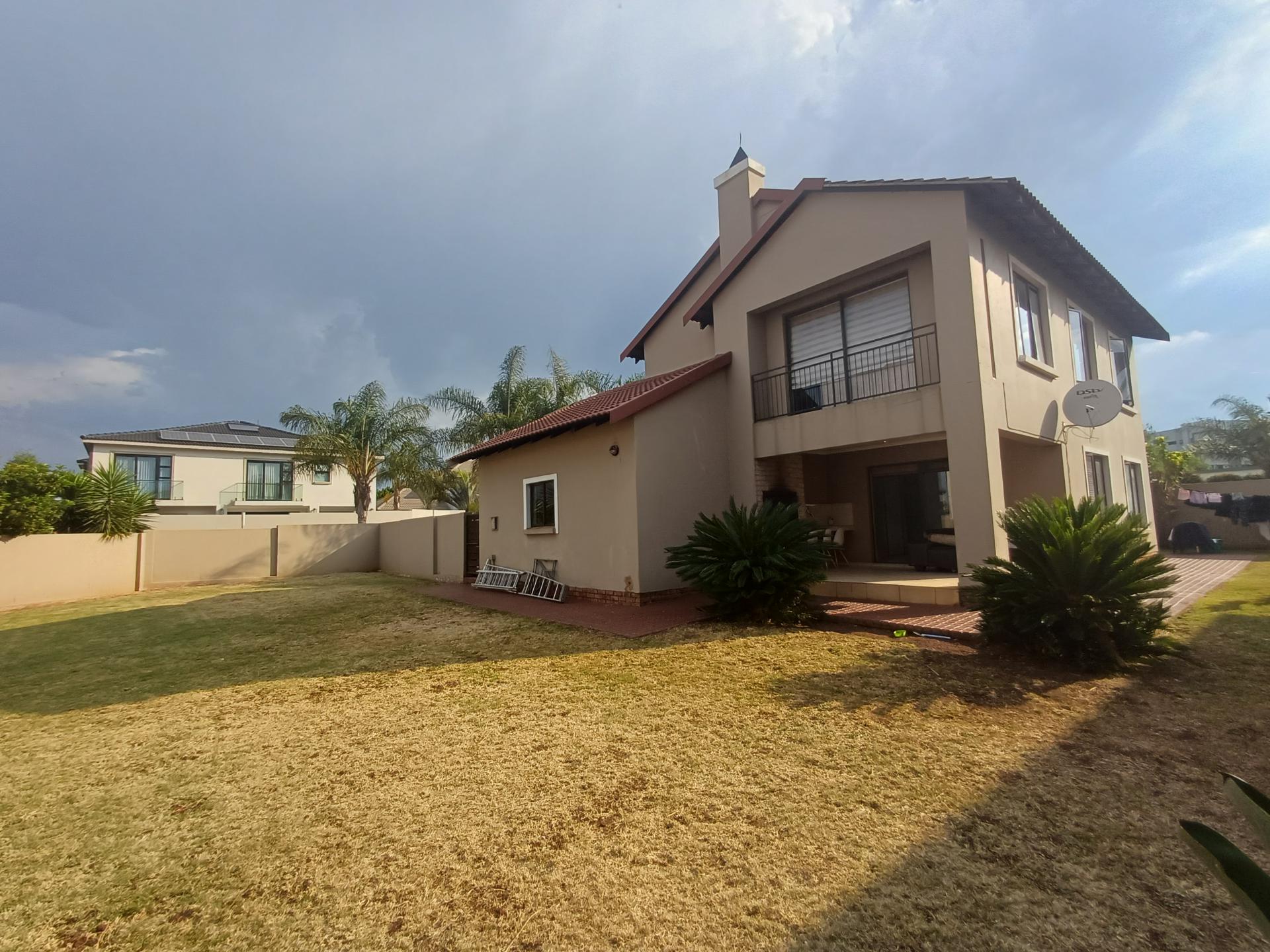  of property in Raslouw Glen