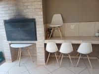  of property in Raslouw Glen