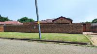 Front View of property in Selection park