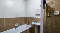 Bathroom 1 - 7 square meters of property in Comet