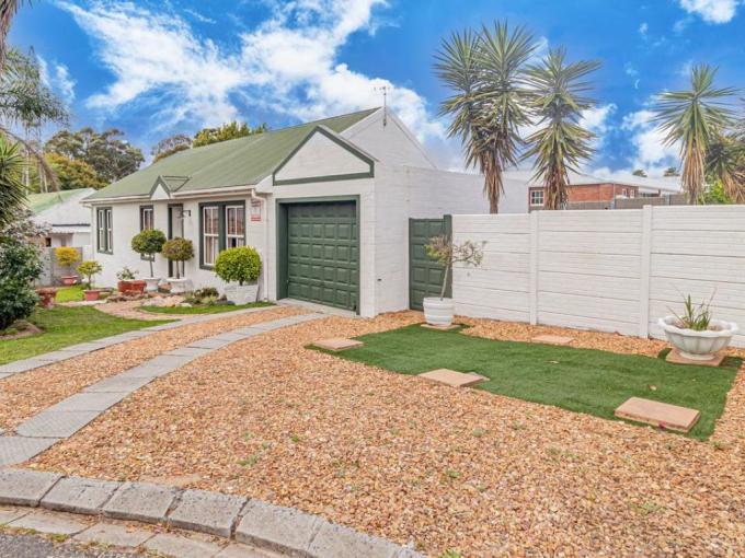 3 Bedroom House for Sale For Sale in Bellville - MR696508