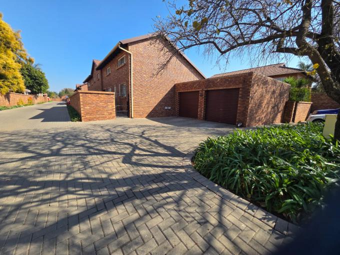 3 Bedroom Sectional Title for Sale For Sale in Montana - MR696540