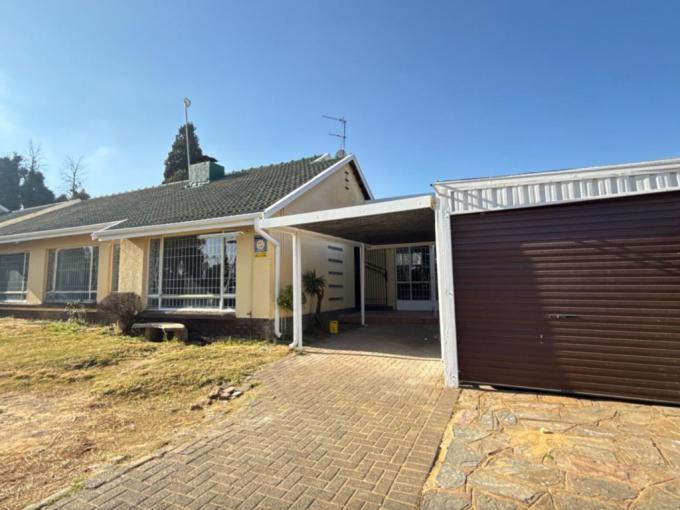 5 Bedroom House for Sale For Sale in Ridgeway - MR696579