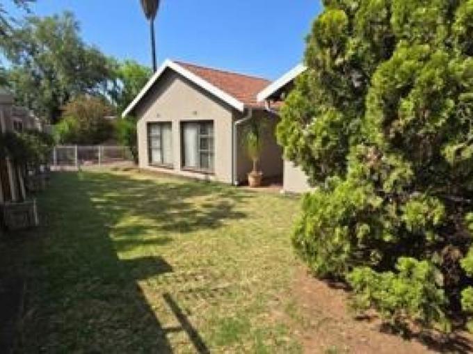 5 Bedroom House for Sale For Sale in Brackenhurst - MR696585