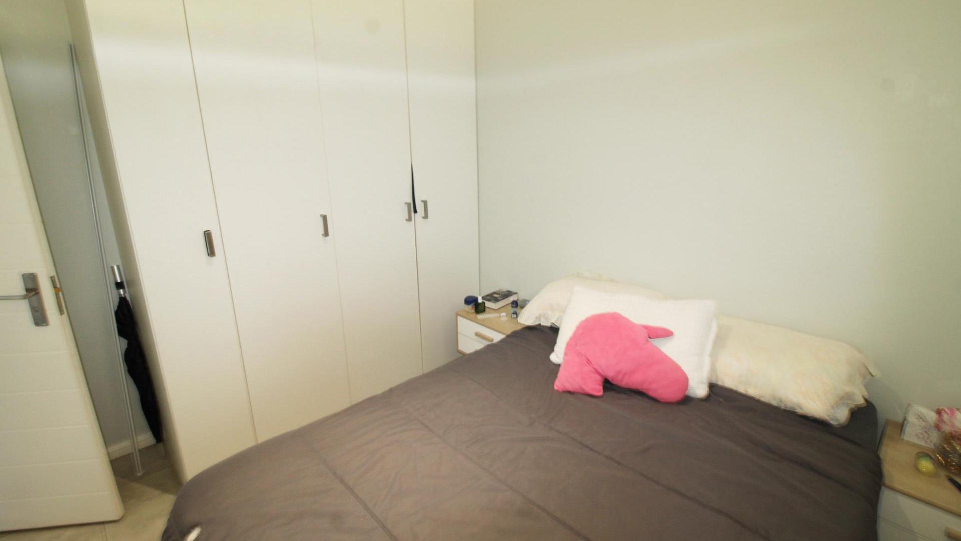 Bed Room 1 of property in Parkhaven