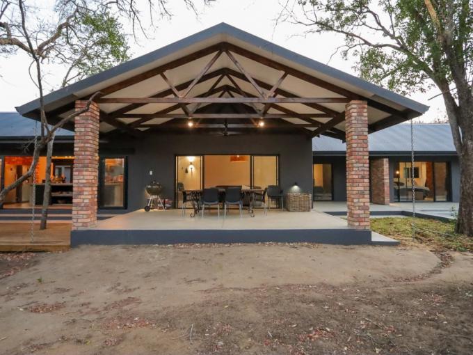 5 Bedroom House for Sale For Sale in Hoedspruit - MR696594