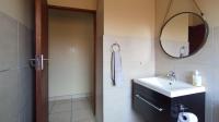 Bathroom 1 - 5 square meters of property in Noordwyk