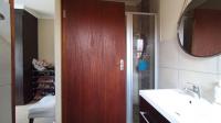 Main Bathroom - 5 square meters of property in Noordwyk