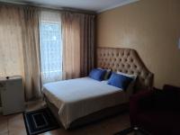  of property in Troyeville