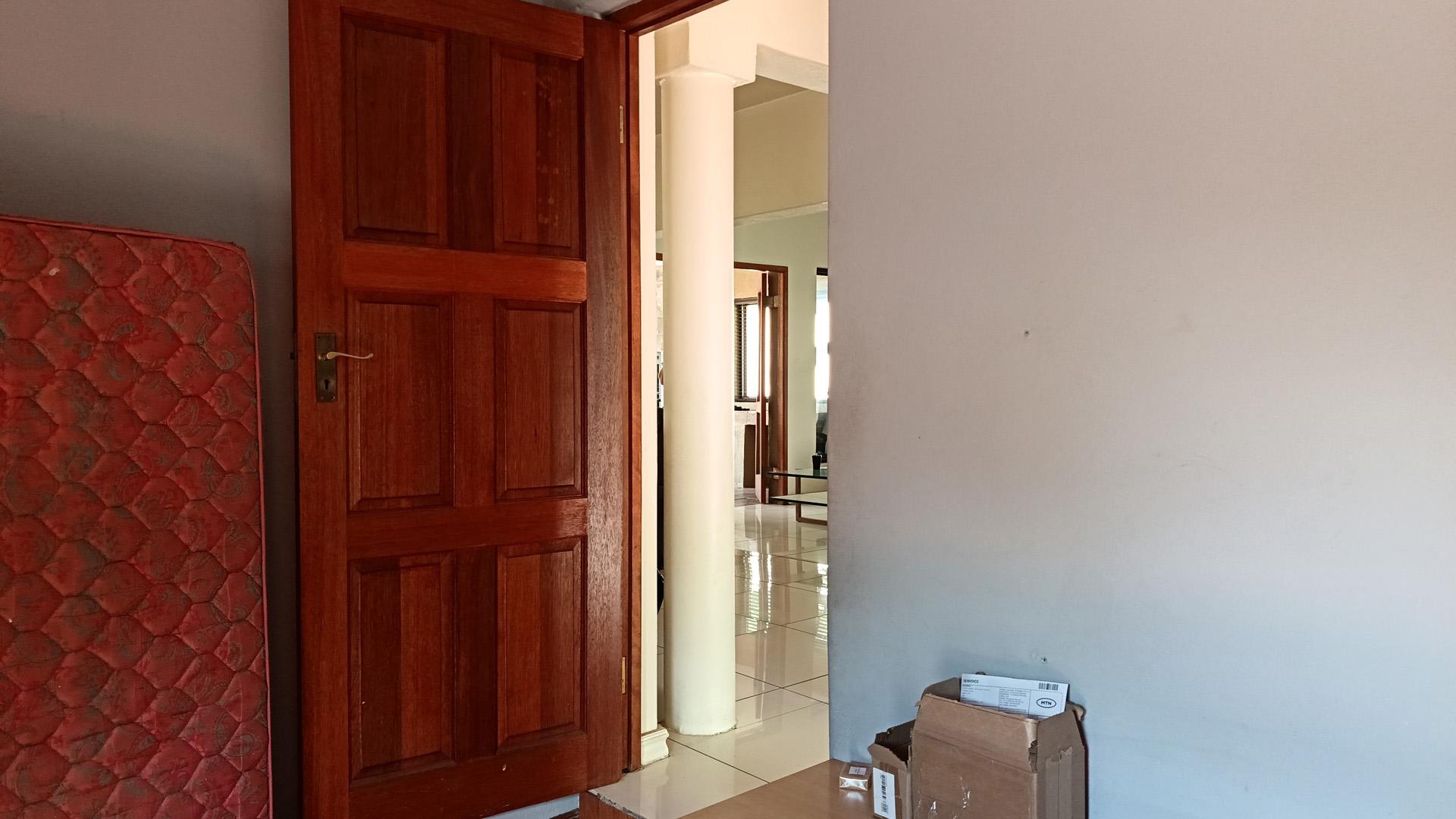 Study of property in Glen Erasmia Boulevard