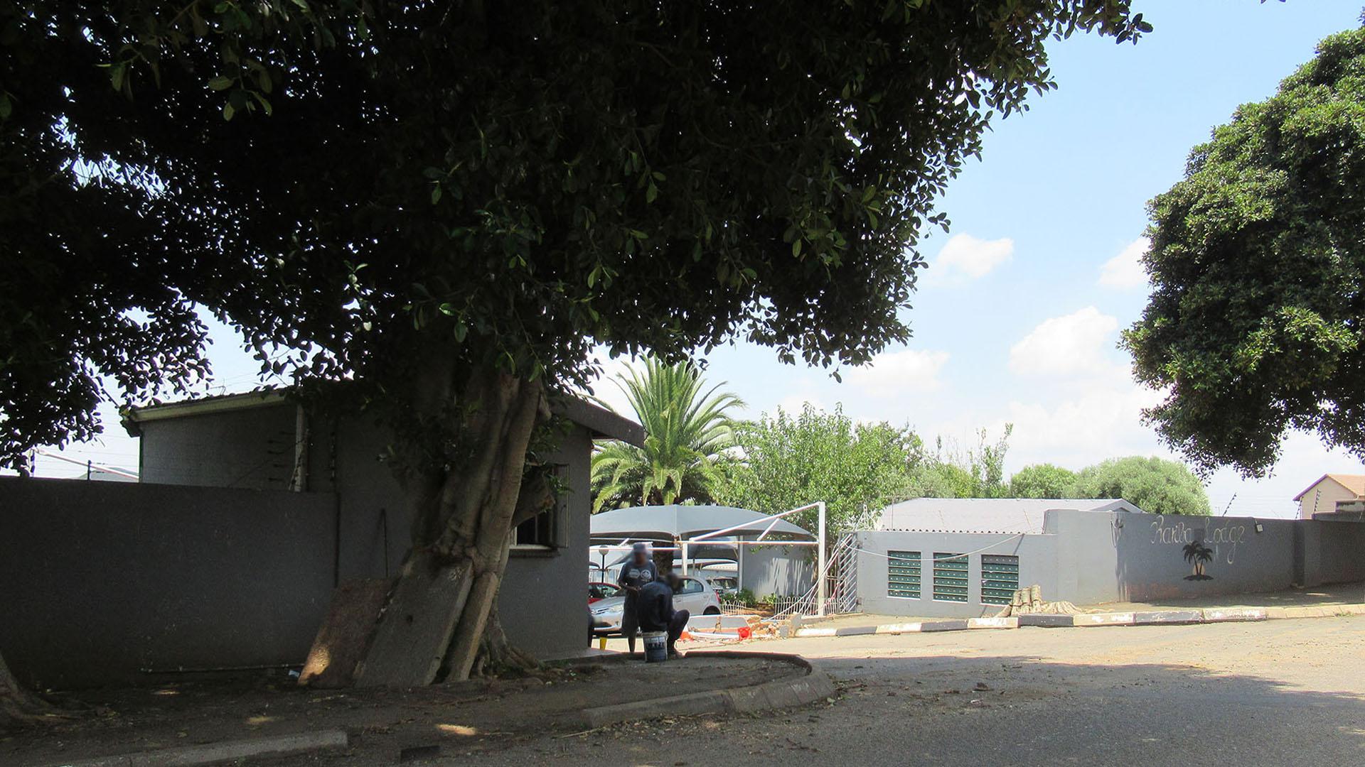 Front View of property in Naturena