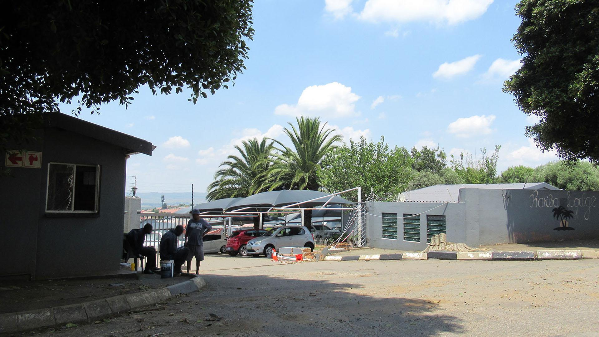 Front View of property in Naturena