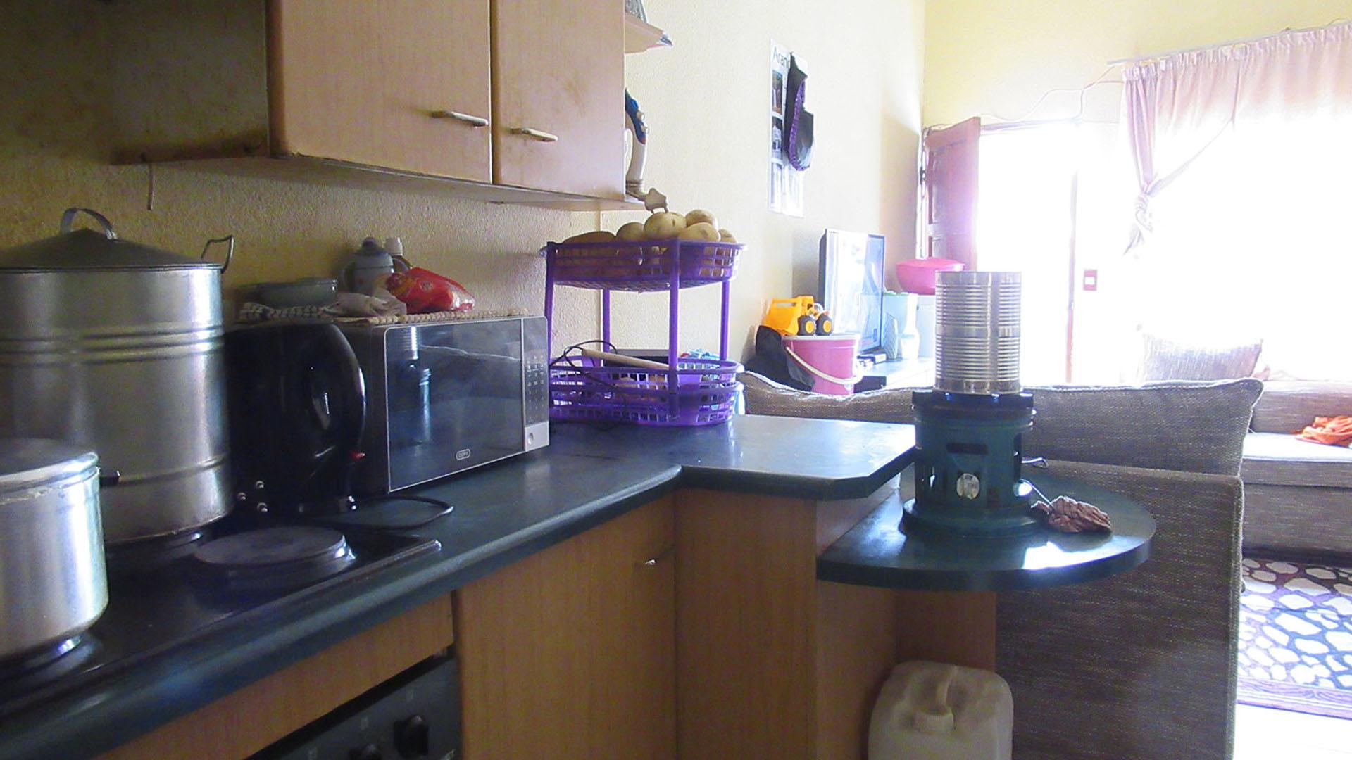 Kitchen - 22 square meters of property in Naturena