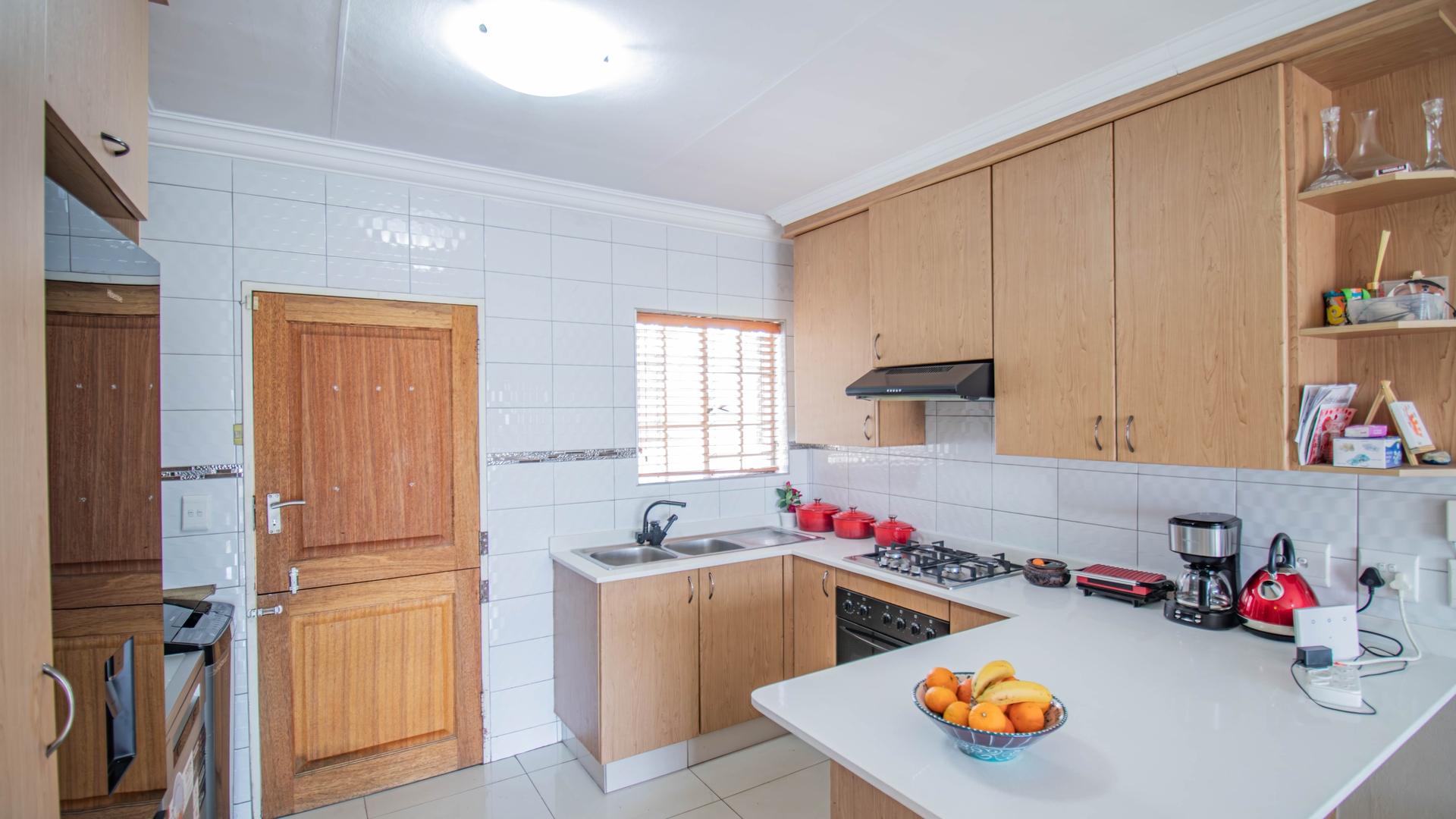  of property in Heuwelsig Estate