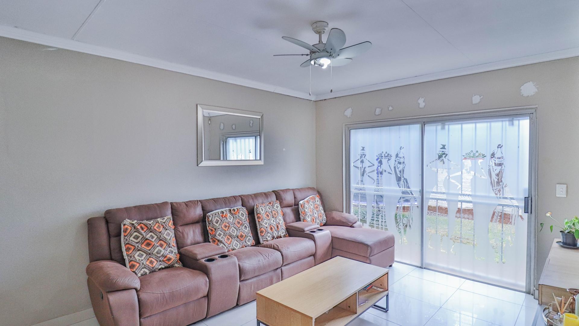  of property in Heuwelsig Estate