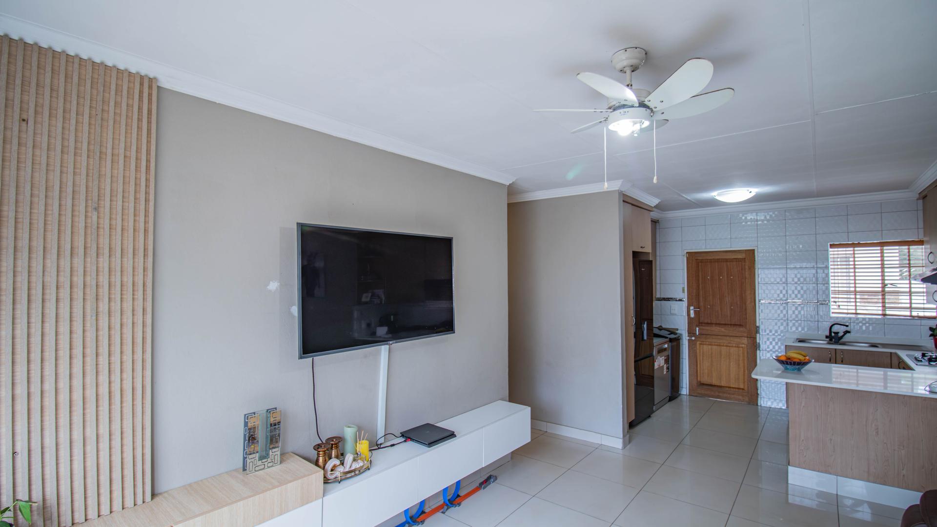  of property in Heuwelsig Estate