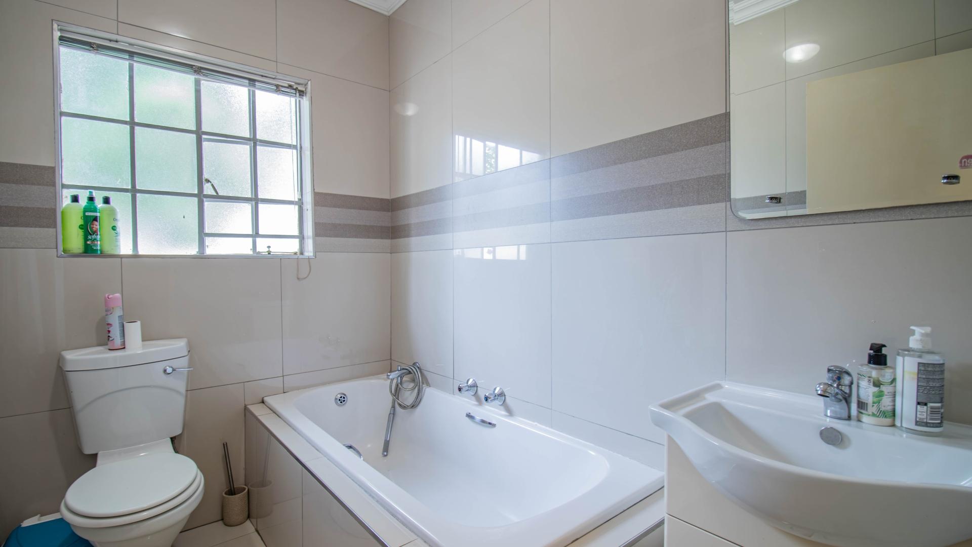  of property in Heuwelsig Estate