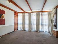  of property in Linmeyer