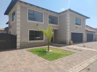  of property in Sonneveld