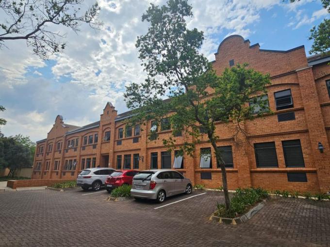 Commercial to Rent in Faerie Glen - Property to rent - MR696699