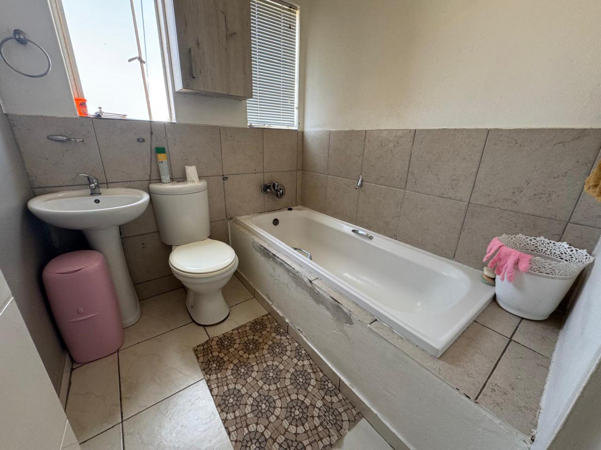  of property in Groblerpark