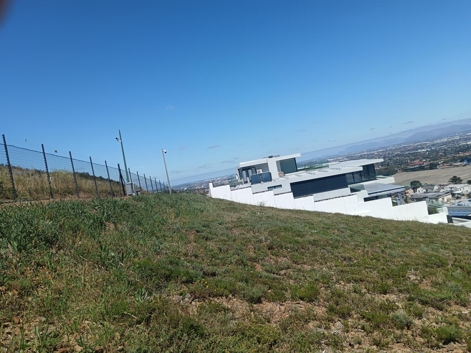  of property in Plattekloof