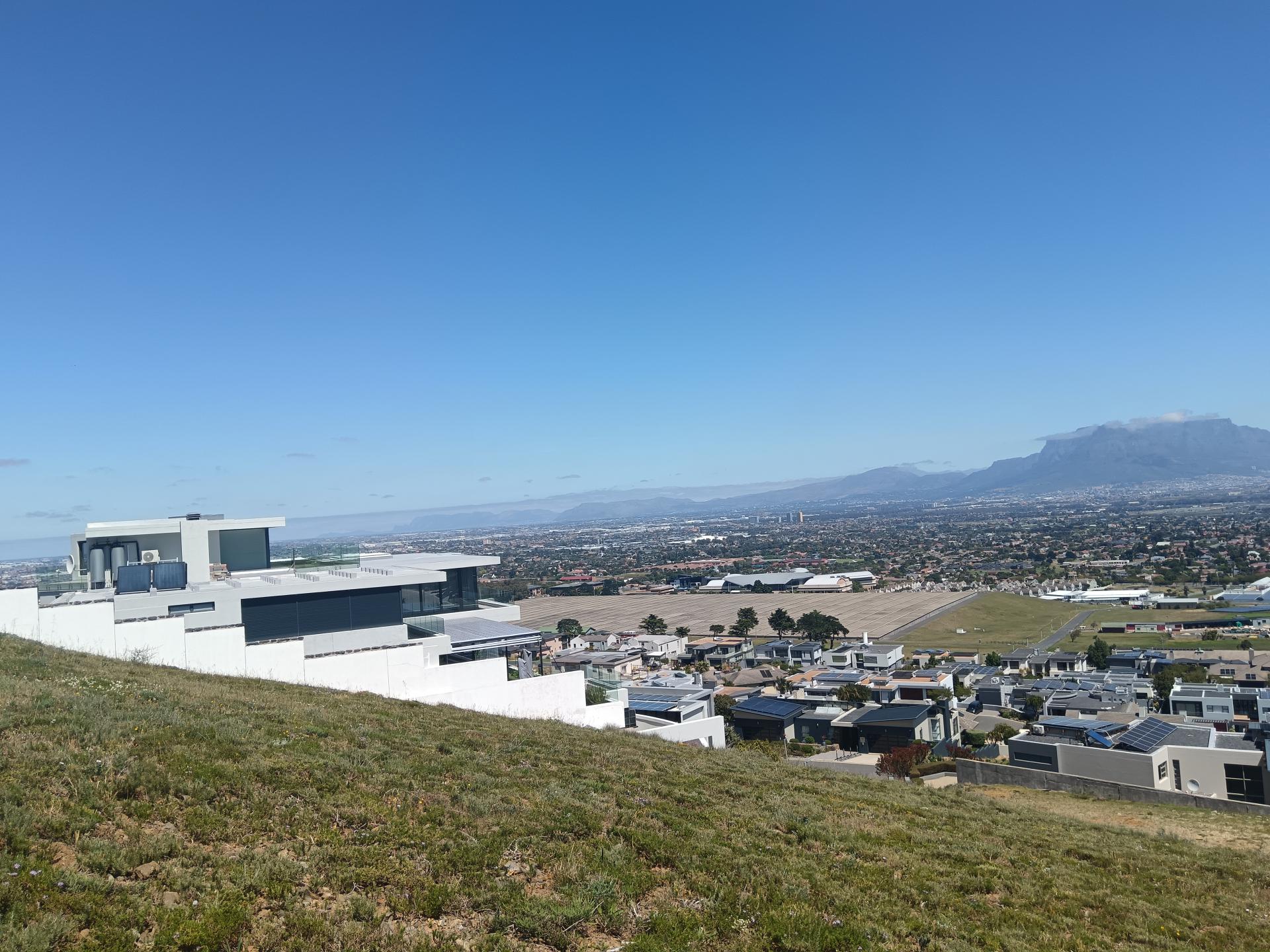  of property in Plattekloof