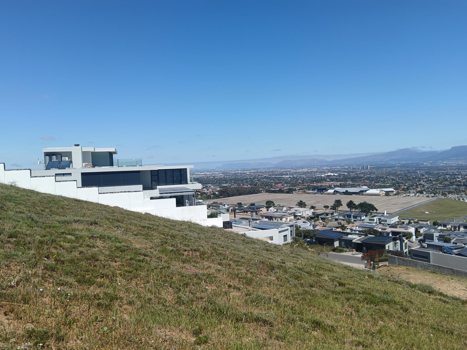  of property in Plattekloof