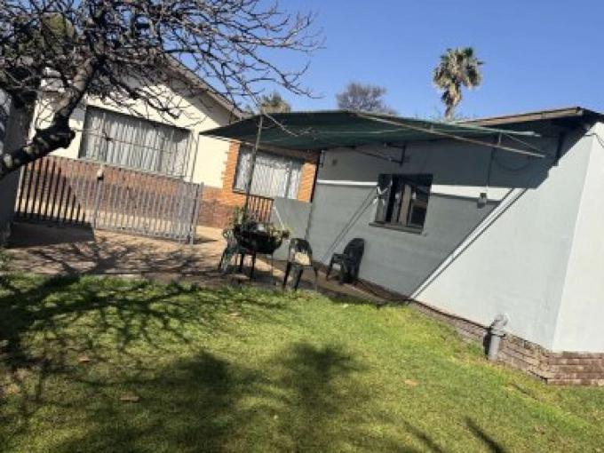4 Bedroom House for Sale For Sale in Pretoria Gardens - MR696721