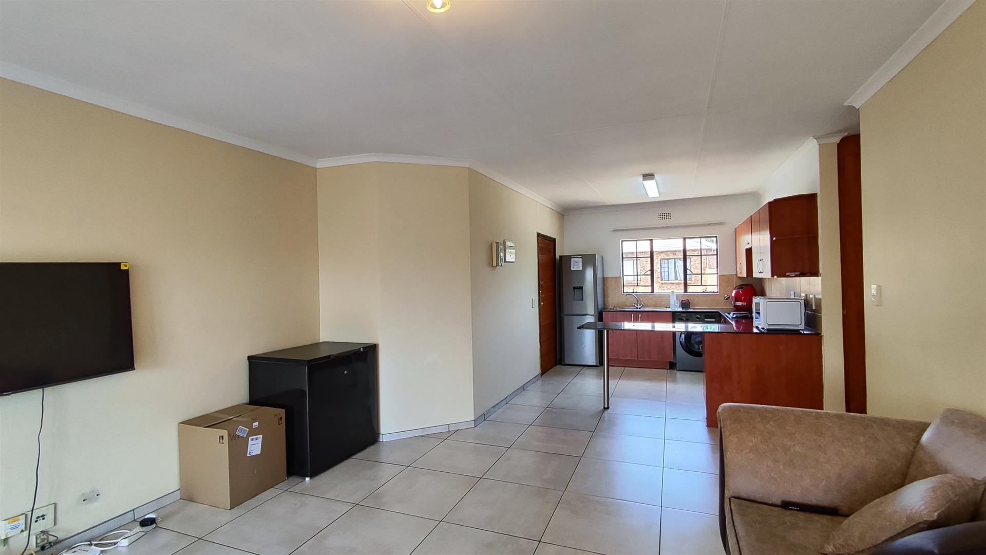 Lounges - 19 square meters of property in Rand Collieries Sh