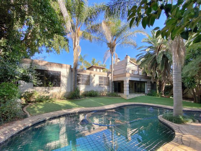 5 Bedroom House for Sale For Sale in Bedfordview - MR696772