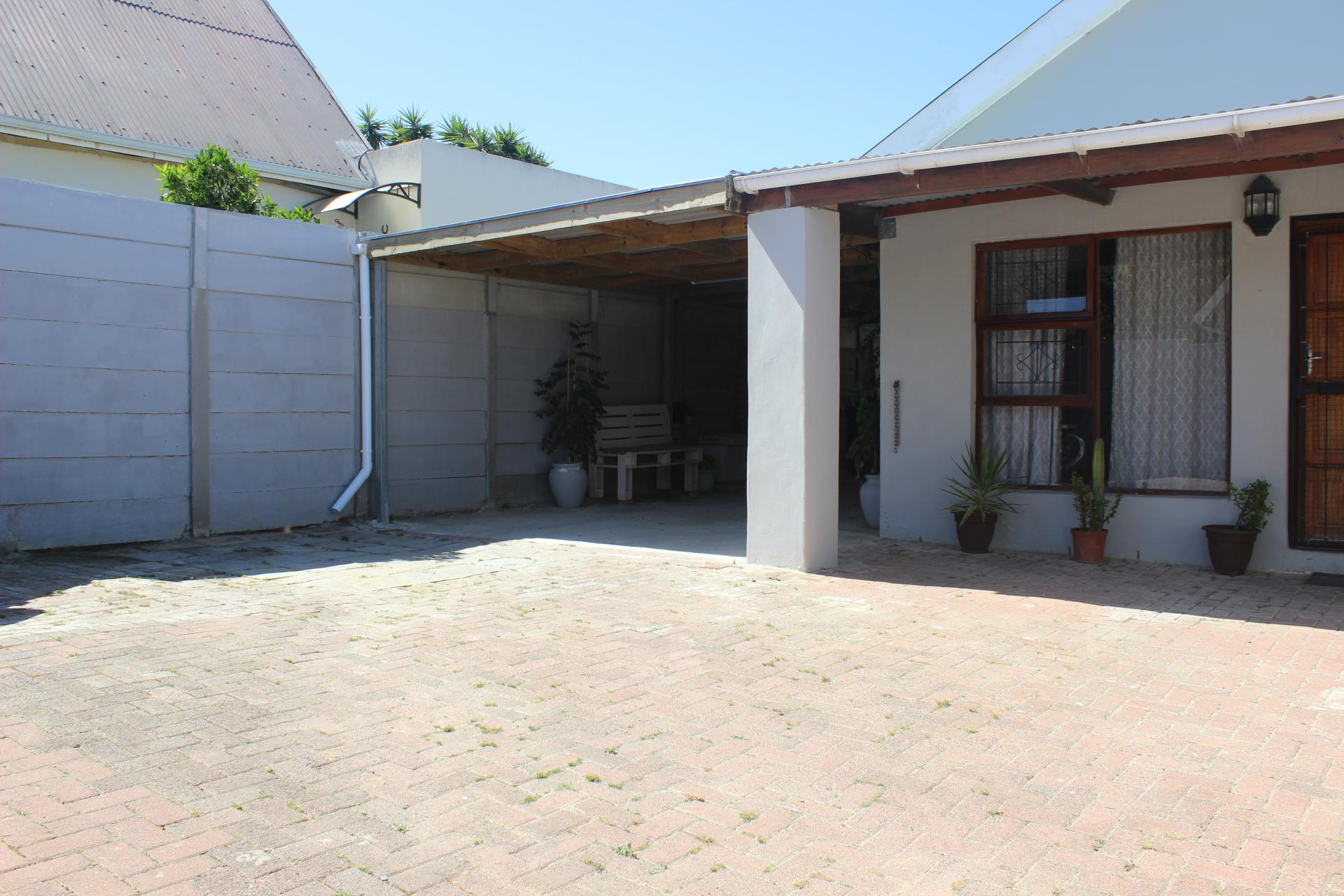  of property in Admirals Park