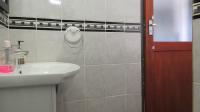 Bathroom 1 - 4 square meters of property in Corlett Gardens