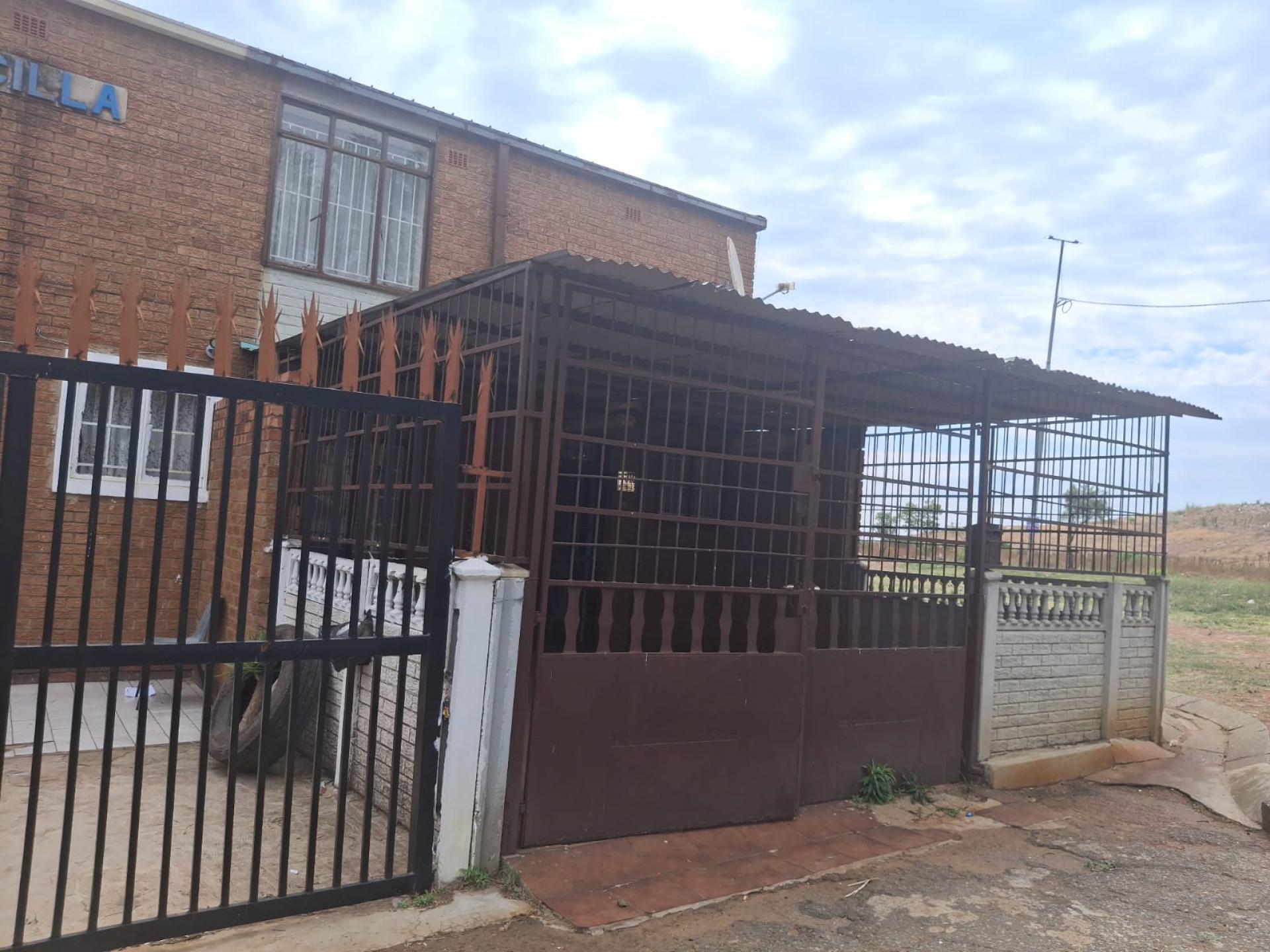  of property in Eldorado Park AH